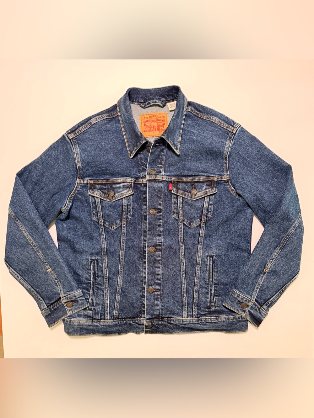 Levi’s Men’s Type III Trucker Denim Jacket 72334-0322 – Size Large